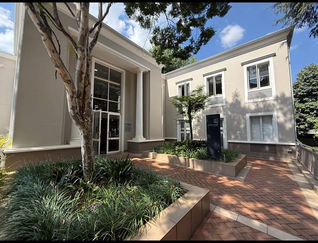 381M² OFFICE TO LET IN KILLARNEY